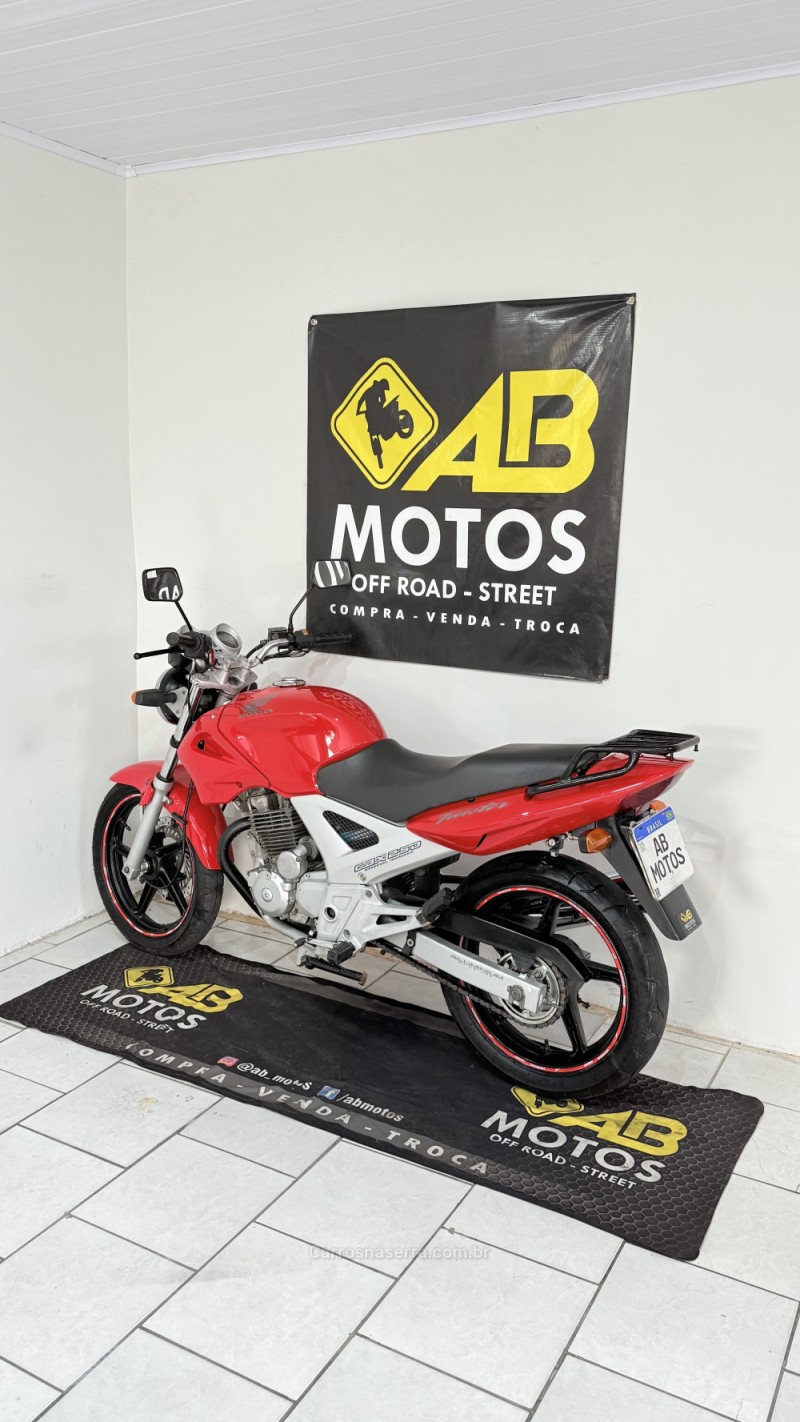 CB 250F TWISTER  - 2004 - CAXIAS DO SUL