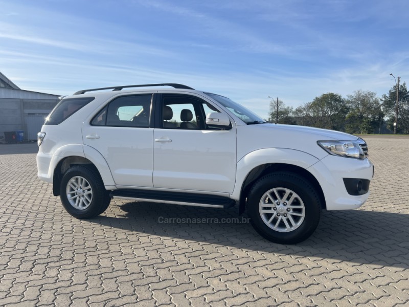 HILUX SW4 2.7 SR 4X2 16V FLEX 4P AUTOMÁTICO - 2013 - ANTôNIO PRADO