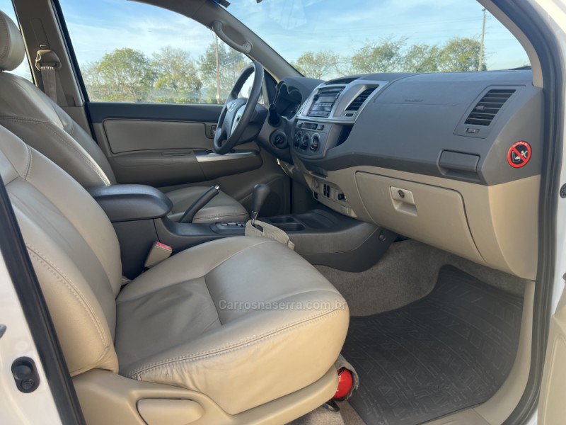 HILUX SW4 2.7 SR 4X2 16V FLEX 4P AUTOMÁTICO - 2013 - ANTôNIO PRADO