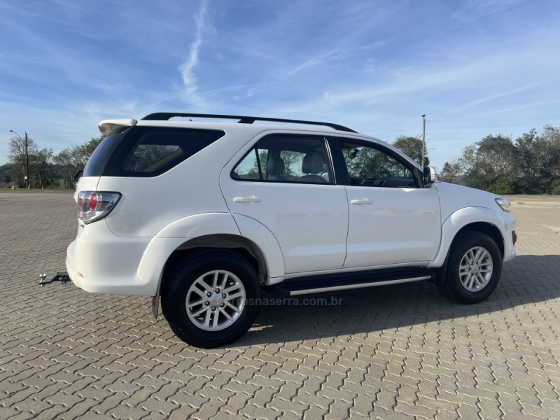 HILUX SW4 2.7 SR 4X2 16V FLEX 4P AUTOMÁTICO - 2013 - ANTôNIO PRADO