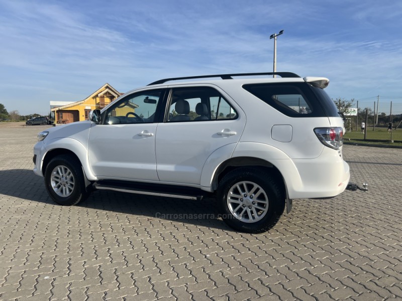 HILUX SW4 2.7 SR 4X2 16V FLEX 4P AUTOMÁTICO - 2013 - ANTôNIO PRADO