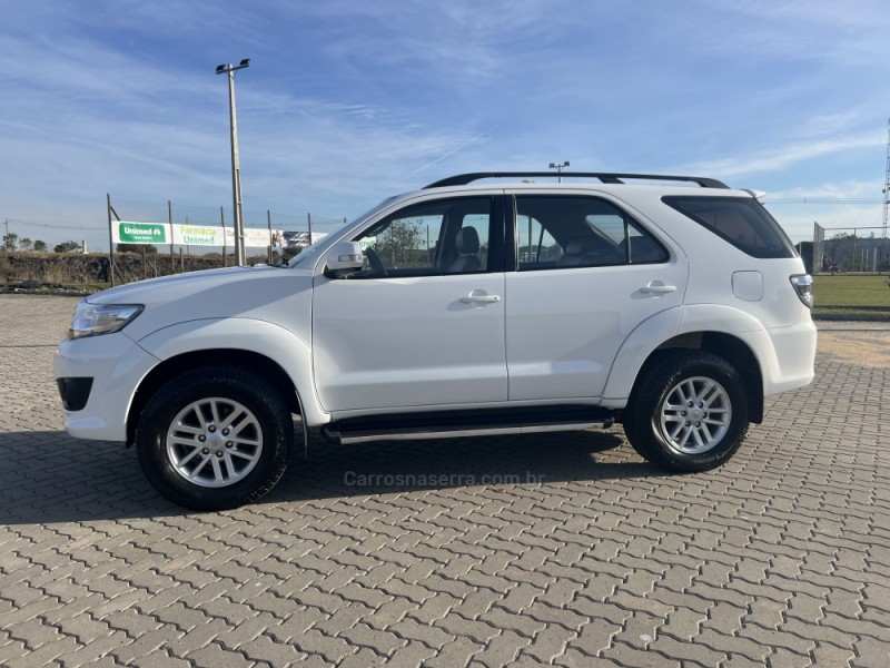 HILUX SW4 2.7 SR 4X2 16V FLEX 4P AUTOMÁTICO - 2013 - ANTôNIO PRADO