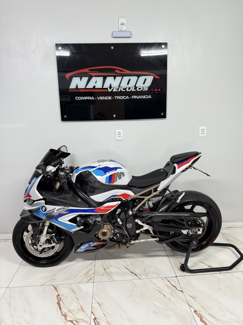 s 1000 rr m carbon  2021 sapiranga
