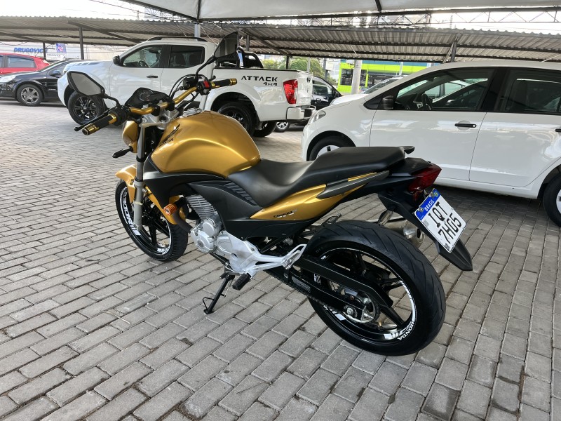 CB 300R  - 2010 - CAXIAS DO SUL