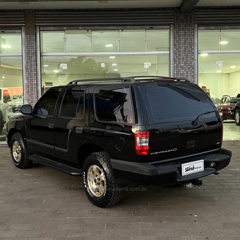 BLAZER 2.4 MPFI COLINA 4X2 8V FLEX 4P MANUAL - 2004 - VACARIA