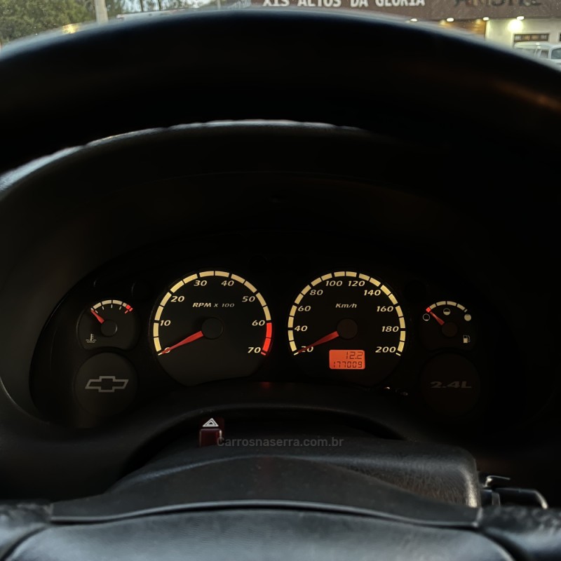 BLAZER 2.4 MPFI COLINA 4X2 8V FLEX 4P MANUAL - 2004 - VACARIA