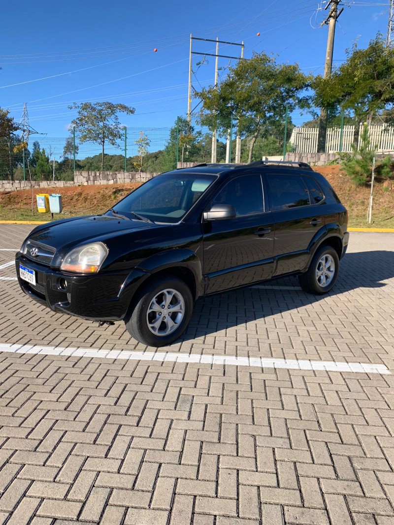 tucson 2.0 gl 2wd 16v gasolina 4p manual 2010 caxias do sul