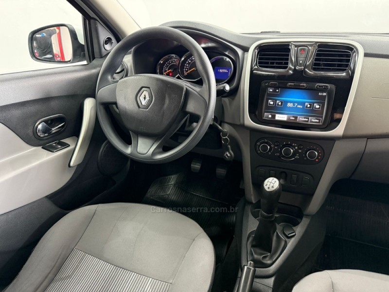 LOGAN 1.0 EXPRESSION 16V FLEX 4P MANUAL - 2014 - NOVO HAMBURGO