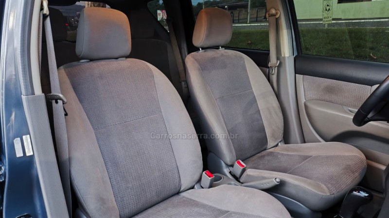 LIVINA 1.8 SL 16V FLEX 4P AUTOMÁTICO - 2010 - DOIS IRMãOS