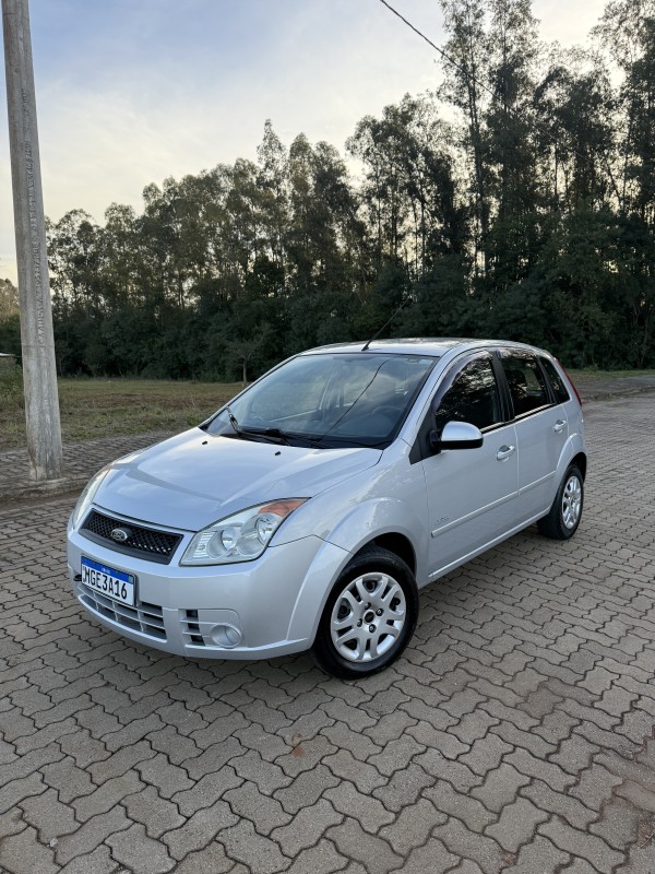 FIESTA 1.6 MPI CLASS HATCH 8V FLEX 4P MANUAL - 2009 - ARROIO DO MEIO