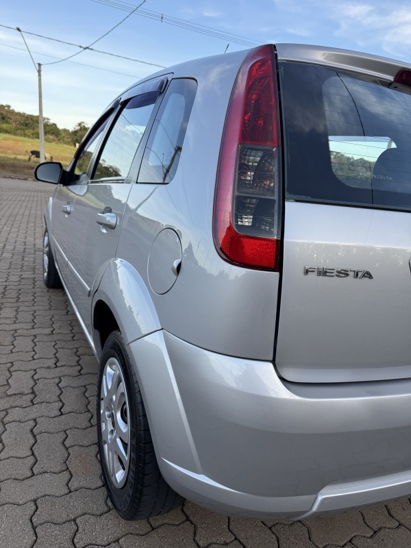 FIESTA 1.6 MPI CLASS HATCH 8V FLEX 4P MANUAL - 2009 - ARROIO DO MEIO