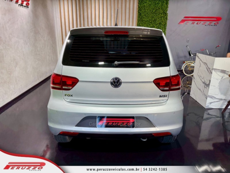 FOX 1.6 MSI RUN 8V FLEX 4P MANUAL - 2017 - NOVA PRATA