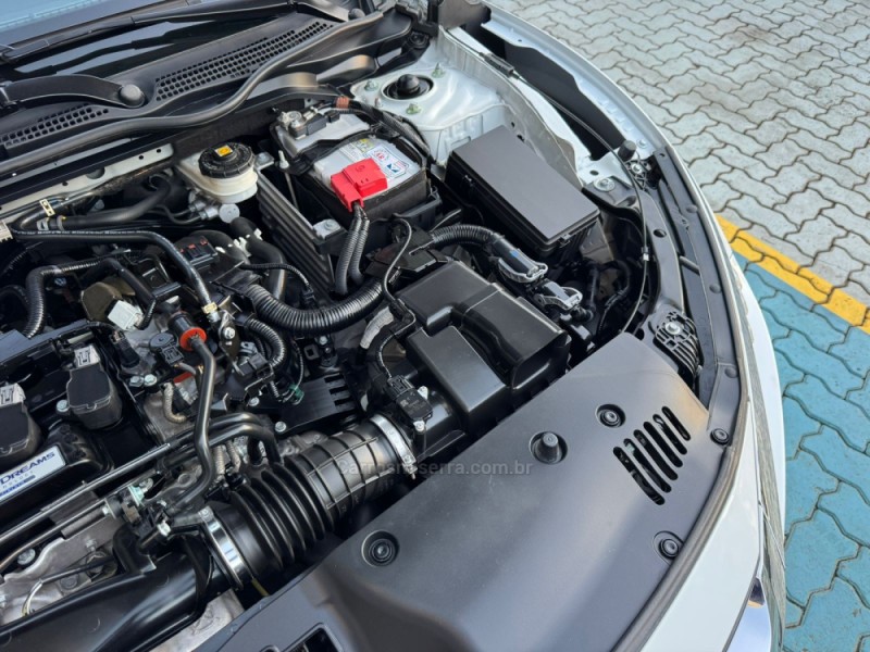 CIVIC 1.5 16V TOURING TURBO GASOLINA 4P AUTOMÁTICO - 2017 - ESTâNCIA VELHA