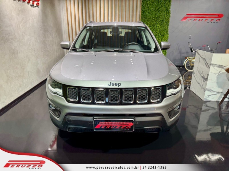 COMPASS 2.0 16V DIESEL LONGITUDE 4X4 AUTOMÁTICO - 2019 - NOVA PRATA