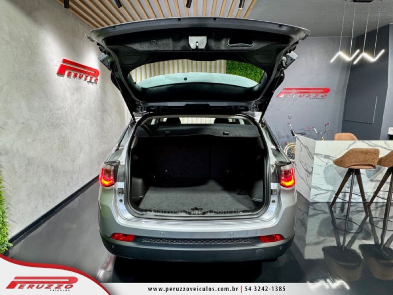 COMPASS 2.0 16V DIESEL LONGITUDE 4X4 AUTOMÁTICO - 2019 - NOVA PRATA