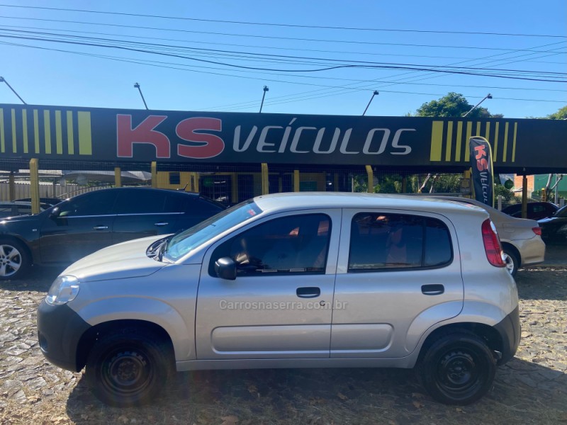 UNO 1.0 EVO VIVACE 8V FLEX 4P MANUAL - 2012 - DOIS IRMãOS