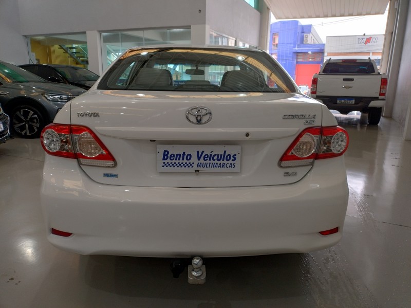 COROLLA 2.0 XEI 16V FLEX 4P AUTOMÁTICO - 2014 - BENTO GONçALVES