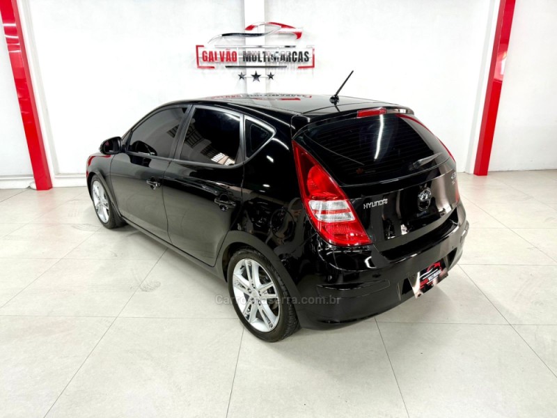 I30 2.0 MPFI GLS 16V GASOLINA 4P MANUAL - 2011 - CAXIAS DO SUL