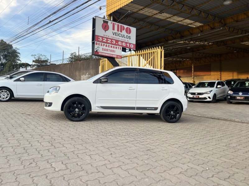 POLO 1.6 MI SPORTLINE 8V FLEX 4P MANUAL - 2013 - CAXIAS DO SUL
