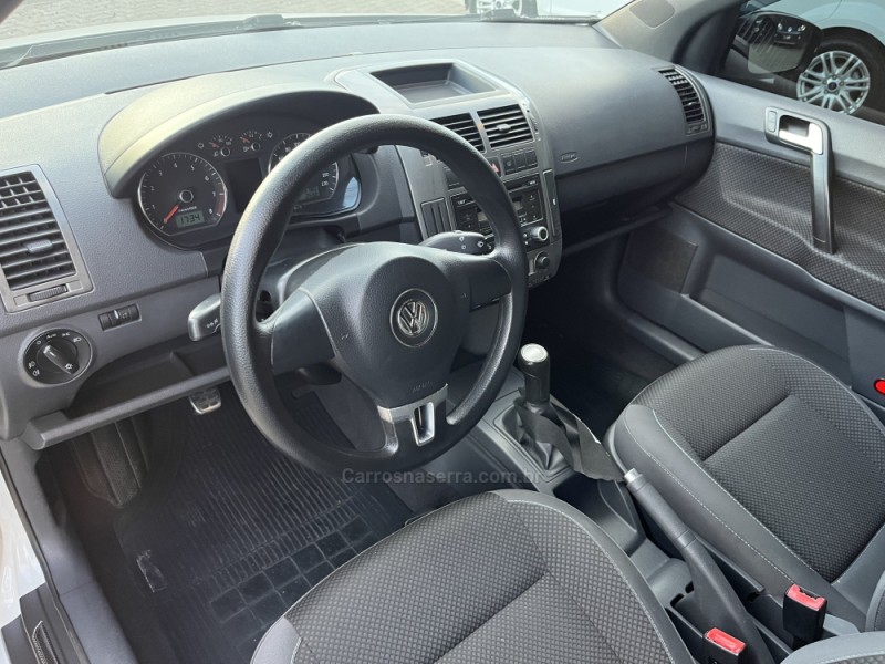 POLO 1.6 MI SPORTLINE 8V FLEX 4P MANUAL - 2013 - CAXIAS DO SUL