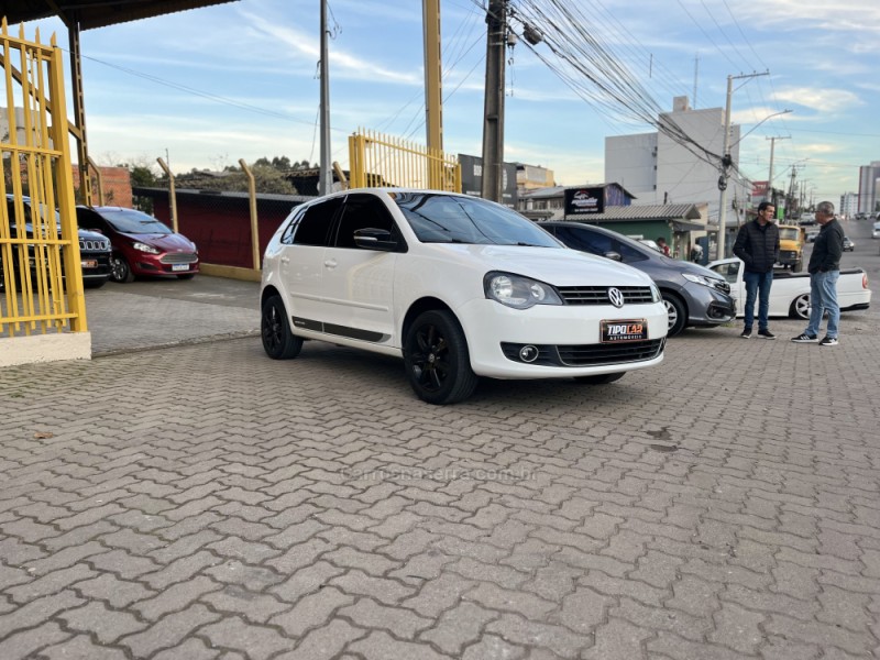 POLO 1.6 MI SPORTLINE 8V FLEX 4P MANUAL - 2013 - CAXIAS DO SUL