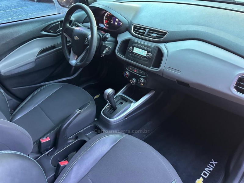 ONIX 1.4 ADVANTAGE 8V FLEX 4P AUTOMÁTICO - 2019 - CAMPO BOM