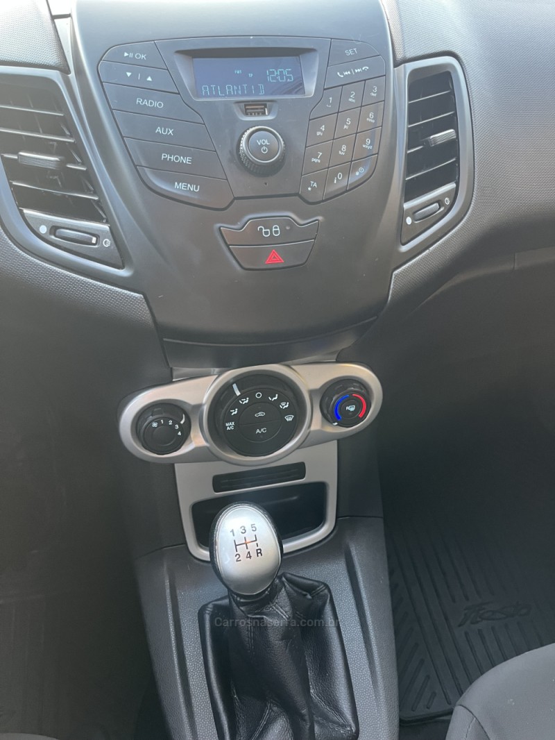 FIESTA 1.6 SE HATCH 16V FLEX 4P MANUAL - 2017 - CAXIAS DO SUL