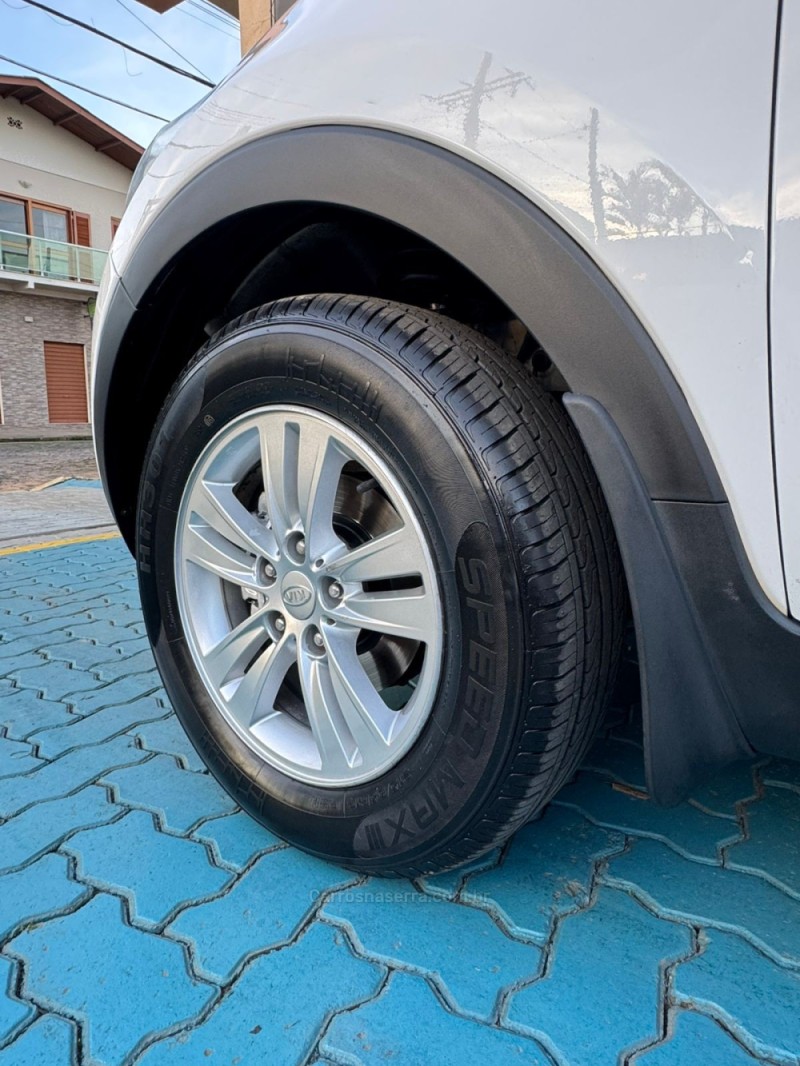 SPORTAGE 2.0 LX 4X2 16V GASOLINA 4P AUTOMÁTICO - 2011 - ESTâNCIA VELHA