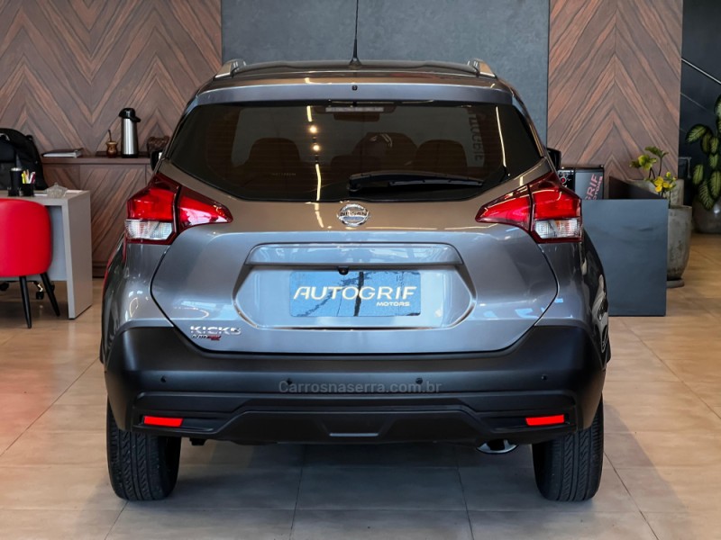 KICKS 1.6 S DIRECT 16V FLEX 4P AUTOMÁTICO - 2019 - CAMPO BOM