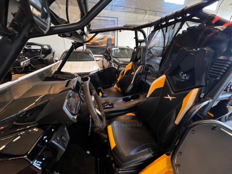 MAVERICK XRS 1000 - 2016 - CAMPO BOM