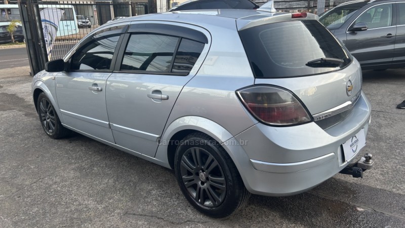 VECTRA 2.0 MPFI GT HATCH 8V FLEX 4P MANUAL - 2008 - GRAVATAí