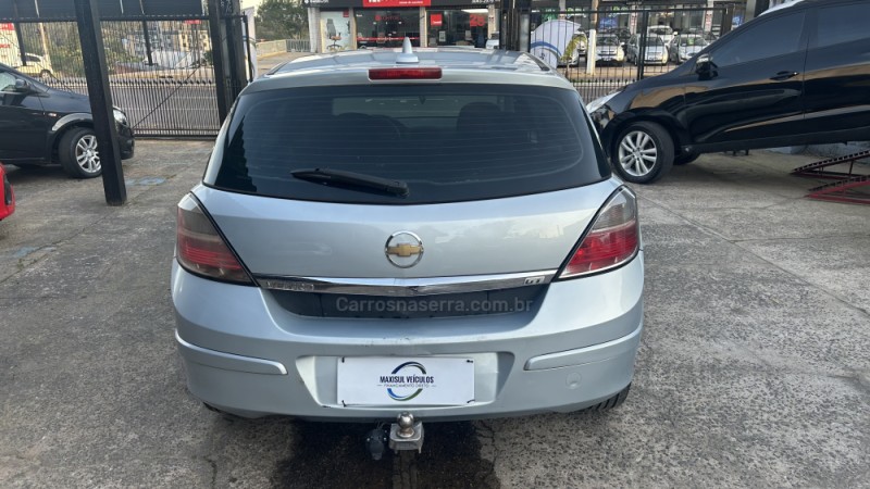 VECTRA 2.0 MPFI GT HATCH 8V FLEX 4P MANUAL - 2008 - GRAVATAí