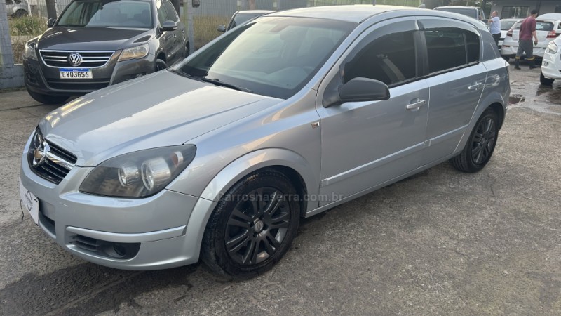 VECTRA 2.0 MPFI GT HATCH 8V FLEX 4P MANUAL - 2008 - GRAVATAí