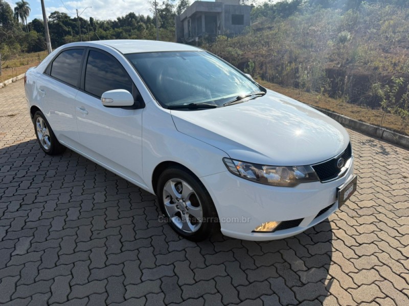 CERATO 1.6 EX2 SEDAN 16V GASOLINA 4P MANUAL - 2011 - BROCHIER