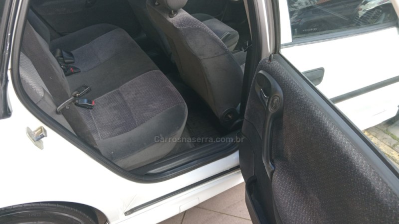 VECTRA 2.0 MPFI GLS 8V GASOLINA 4P MANUAL - 2000 - BENTO GONçALVES