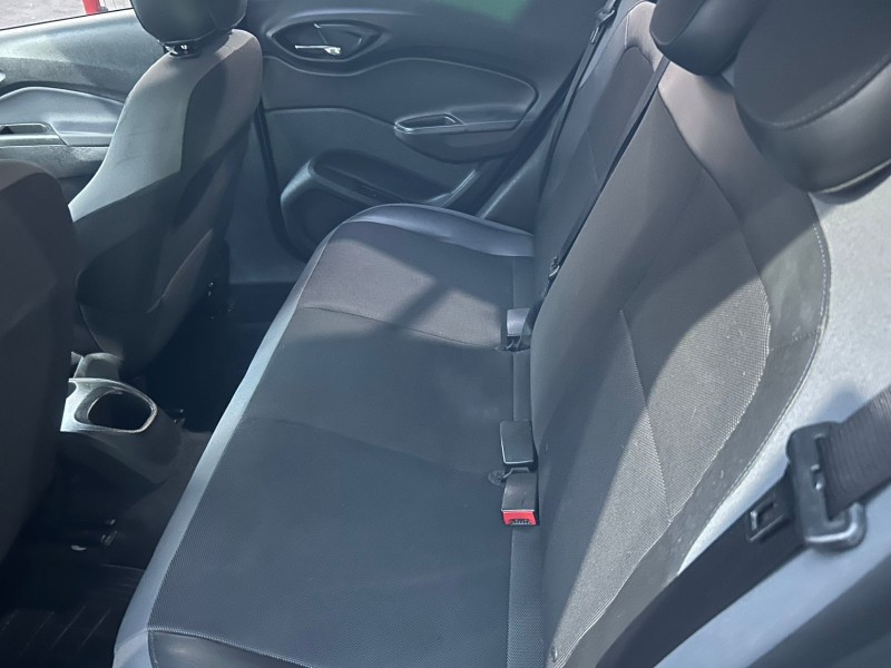 ONIX 1.4 MPFI ACTIV 8V FLEX 4P MANUAL - 2019 - TRêS COROAS