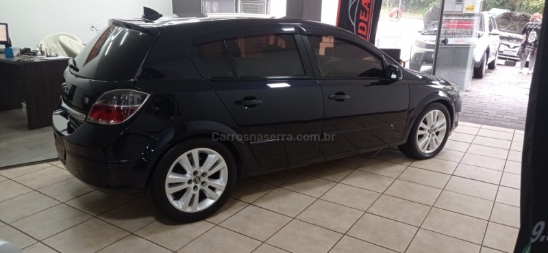 VECTRA 2.0 MPFI GT HATCH 8V FLEX 4P MANUAL - 2011 - CAXIAS DO SUL