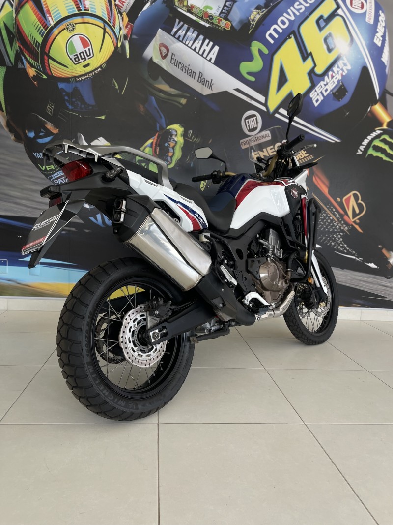 CRF 1000L AFRICA TWIN  - 2017 - PASSO FUNDO
