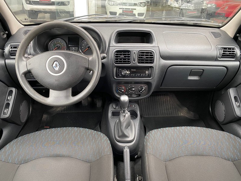 CLIO 1.0 EXPRESSION 16V FLEX 4P MANUAL - 2016 - CAXIAS DO SUL