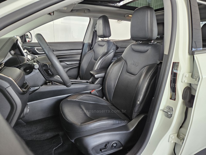 COMPASS 1.3 LIMITED T270 16V TURBO FLEX 4P AUTOMÁTICO - 2022 - TAPEJARA