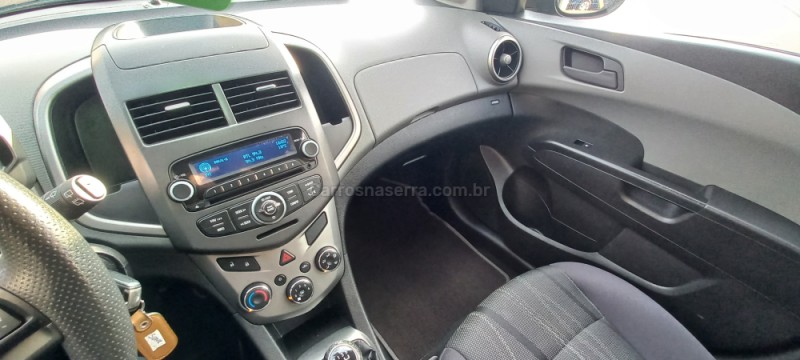 SONIC 1.6 LT 16V FLEX 4P MANUAL - 2014 - PICADA CAFé