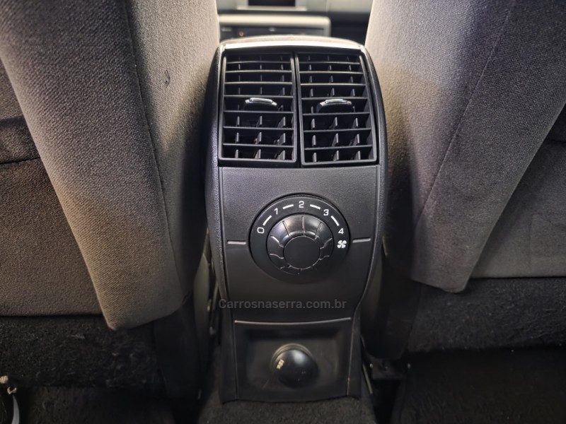 C4 2.0 GLX 16V FLEX 4P MANUAL - 2010 - SAPIRANGA