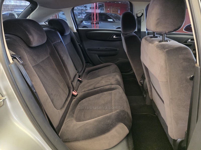 C4 2.0 GLX 16V FLEX 4P MANUAL - 2010 - SAPIRANGA