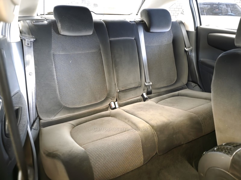 C4 2.0 GLX 16V FLEX 4P MANUAL - 2010 - SAPIRANGA