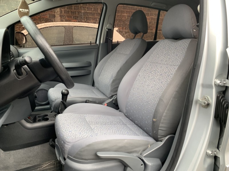 FOX 1.6 MI PLUS 8V FLEX 4P MANUAL - 2006 - CAXIAS DO SUL