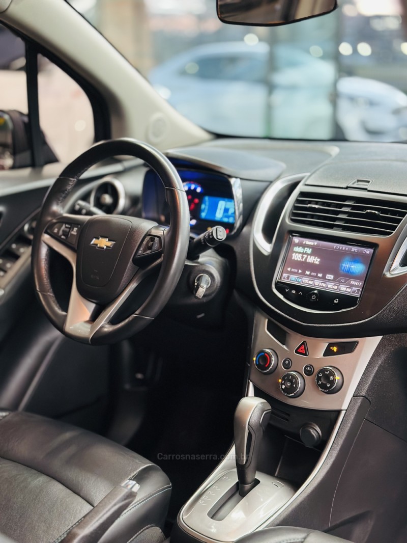 TRACKER 1.8 MPFI LTZ 4X2 16V FLEX 4P AUTOMÁTICO - 2016 - CANELA