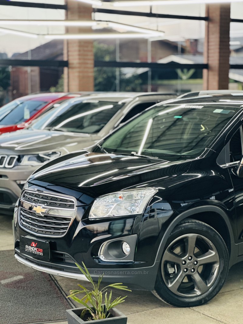 TRACKER 1.8 MPFI LTZ 4X2 16V FLEX 4P AUTOMÁTICO - 2016 - CANELA