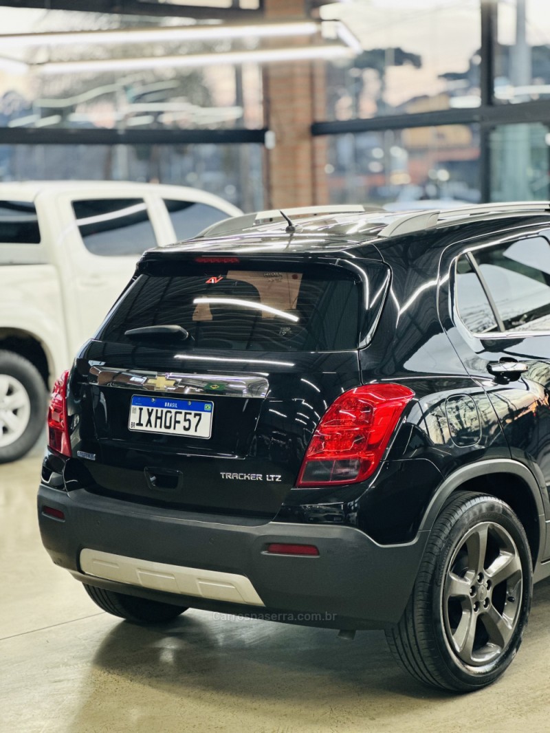 TRACKER 1.8 MPFI LTZ 4X2 16V FLEX 4P AUTOMÁTICO - 2016 - CANELA