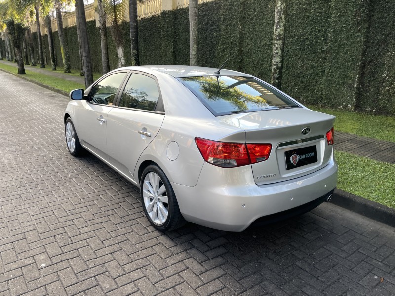 CERATO 1.6 SX3 16V GASOLINA 4P AUTOMÁTICO - 2011 - CAXIAS DO SUL