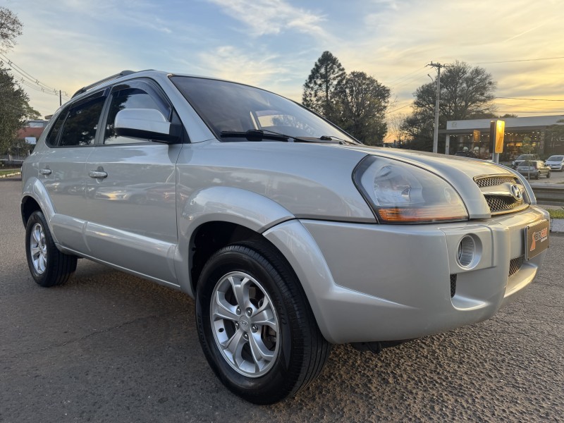 TUCSON 2.0 MPFI GLS 16V 143CV 2WD GASOLINA 4P AUTOMÁTICO - 2014 - DOIS IRMãOS